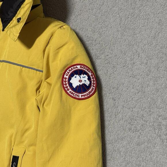 Canada Goose Baby Snowsuit Size 1 Yellow Arctic Program Hooded Bunting Winter - Picture 3 of 9